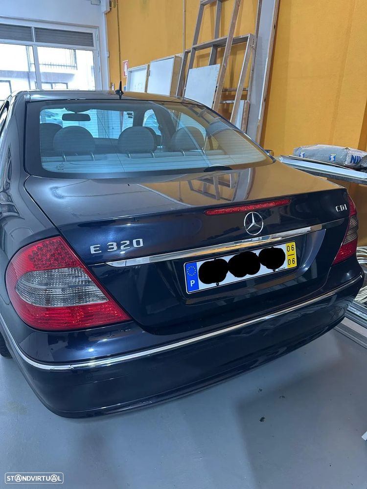 Mercedes-Benz E 320 CDI Avantgarde - 23