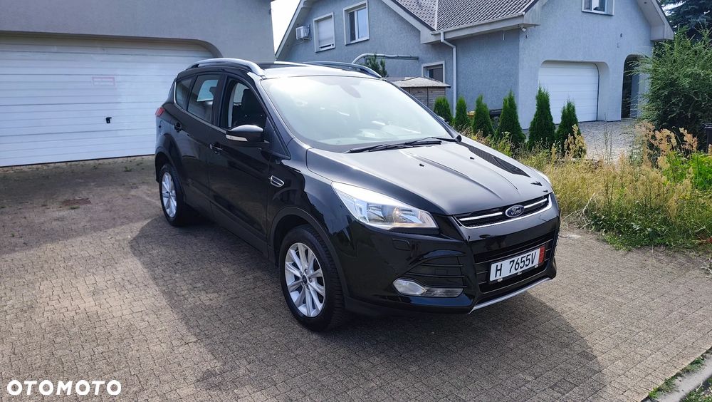 Ford Kuga 1.5 EcoBoost 2x4 Business Edition - 24