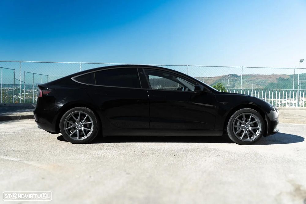 Tesla Model 3 Standard Range Plus RWD - 29