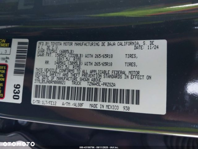 Toyota Tacoma - 15