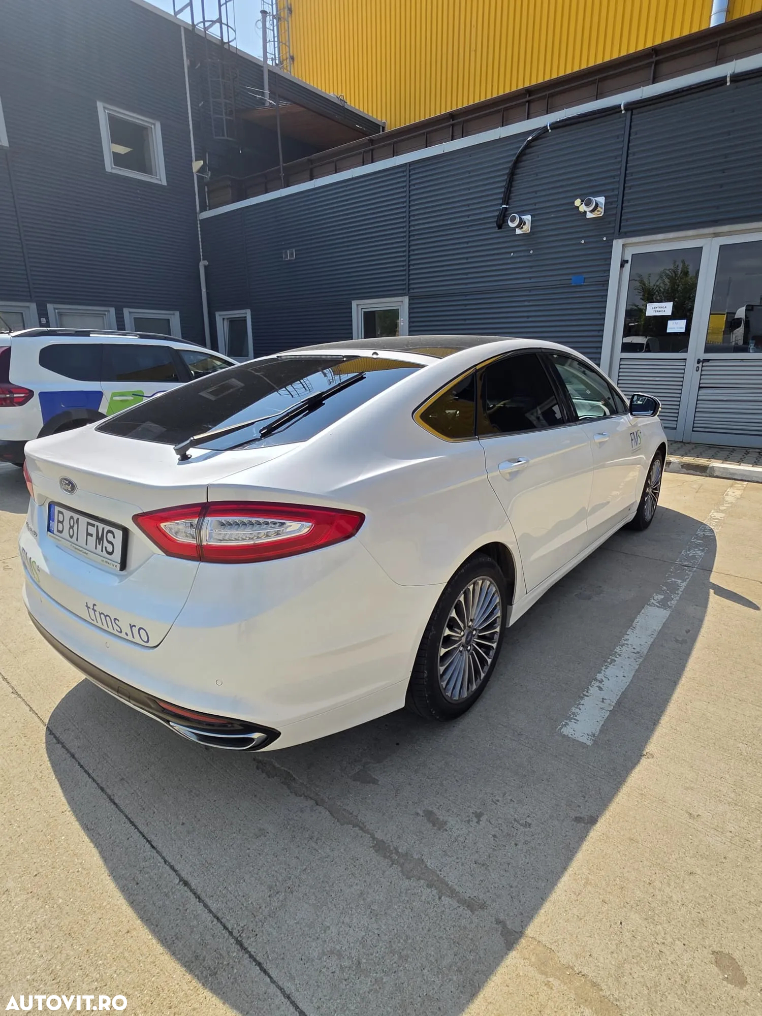 Ford Mondeo 2.0 TDCi Powershift AWD ST Line High - 4