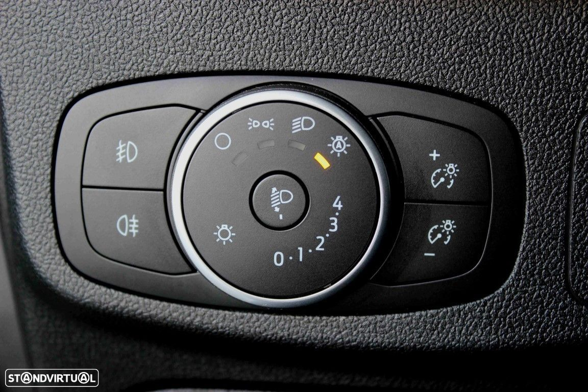 Ford Focus SW - 21