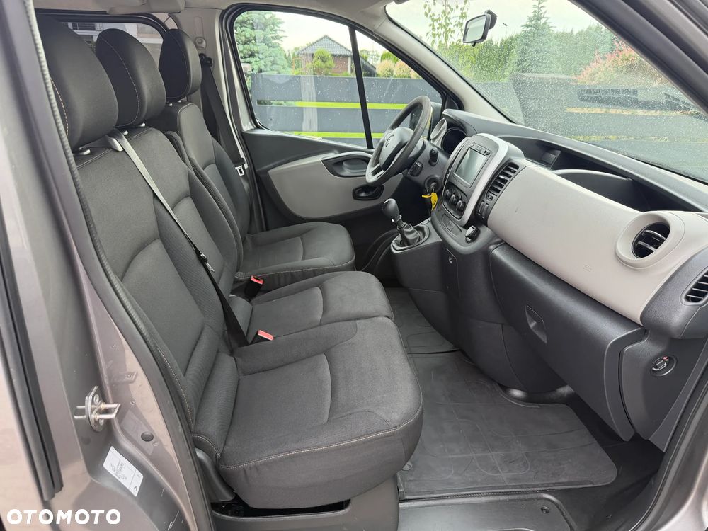 Renault TRAFIC - 9