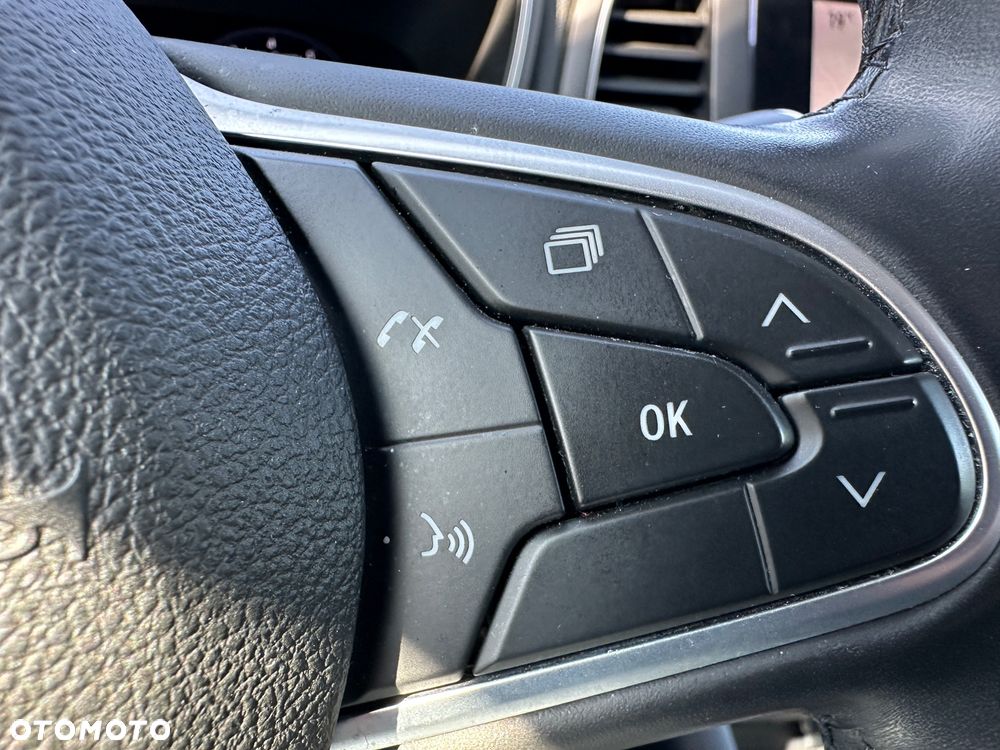 Renault Megane 1.3 TCe FAP Techno EDC - 27