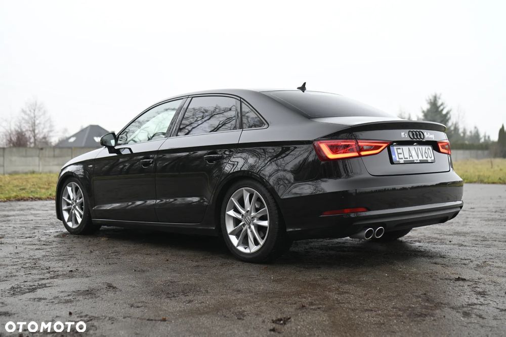 Audi A3 Limousine 2.0 TDI S line Sportpaket - 3