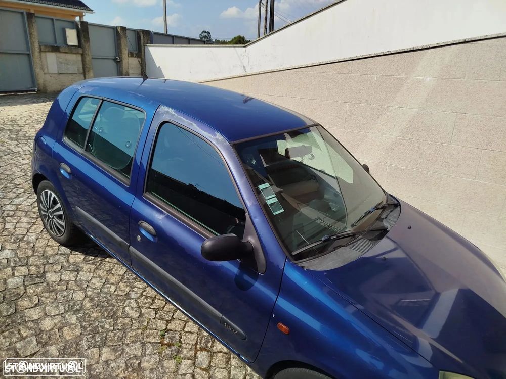 Renault Clio 1.2 16V Expression - 10