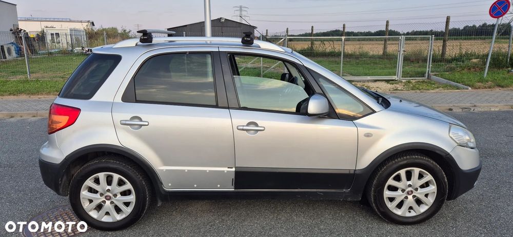 Fiat Sedici 1.6 16V 4x2 Emotion - 4
