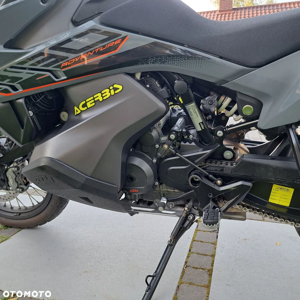 KTM Adventure - 10
