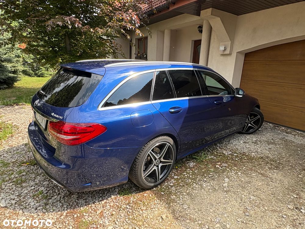 Mercedes-Benz Klasa C 200 4-Matic 9G-TRONIC - 40