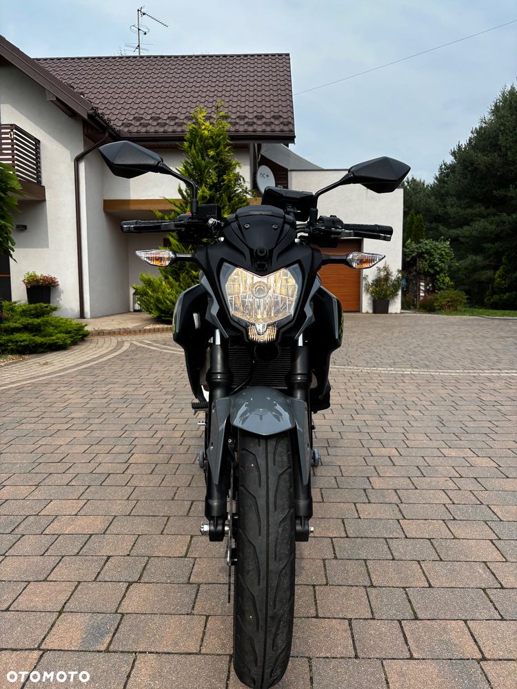 Kawasaki Z - 12