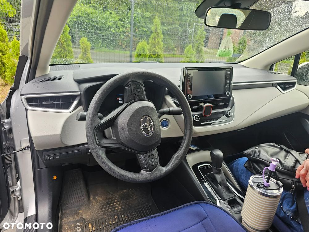 Toyota Corolla 1.8 Hybrid Comfort - 9