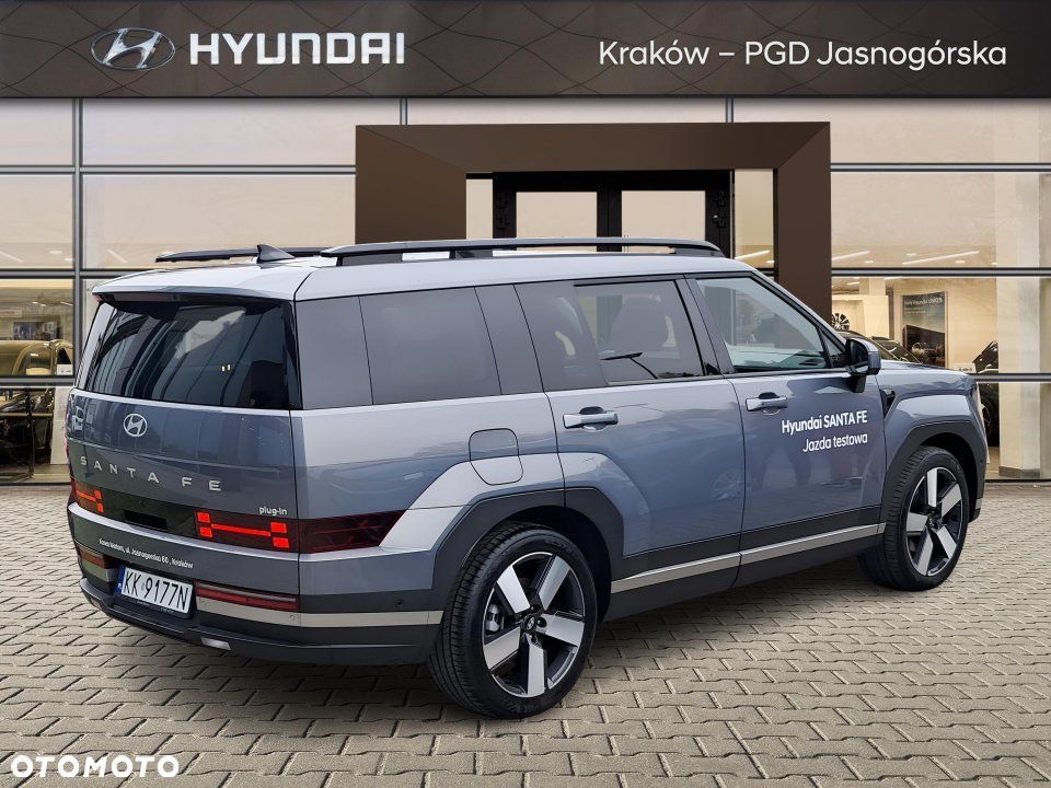 Hyundai Santa Fe - 4
