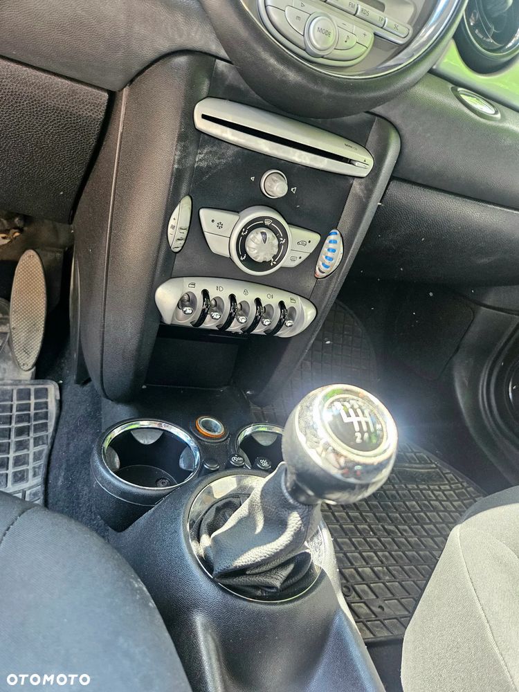 MINI Clubman Cooper - 18