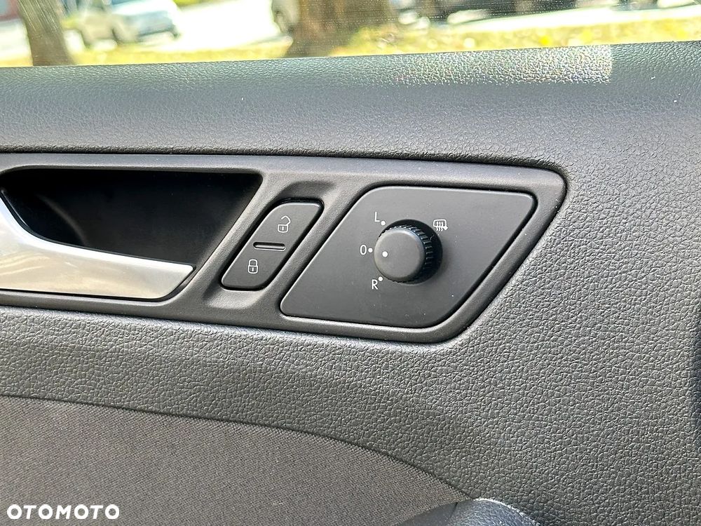 Volkswagen Jetta 1.4 TSI Comfortline - 23