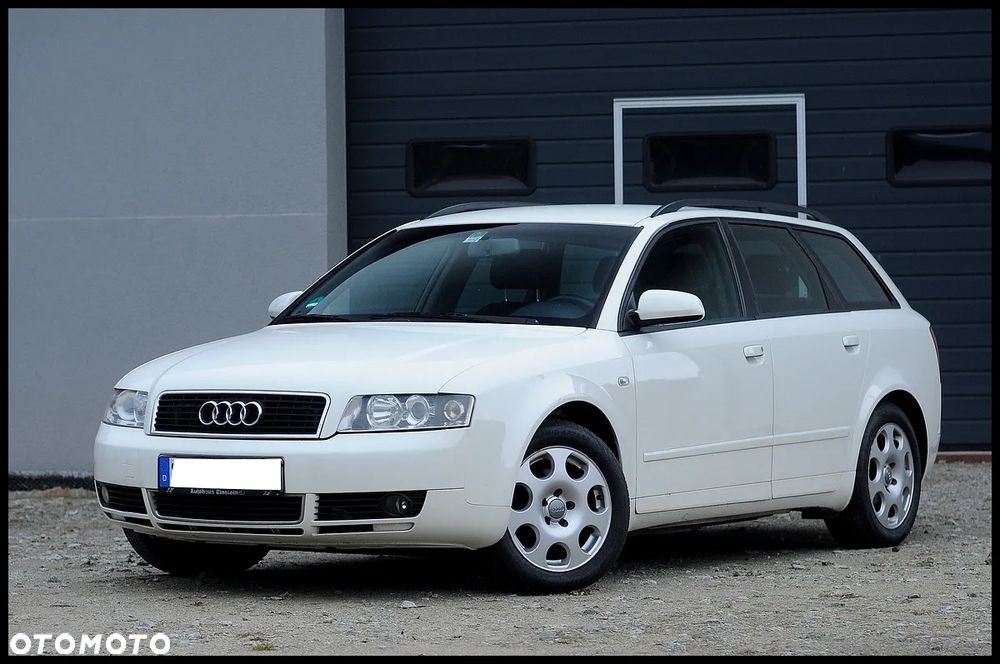 Audi A4 Avant - 11