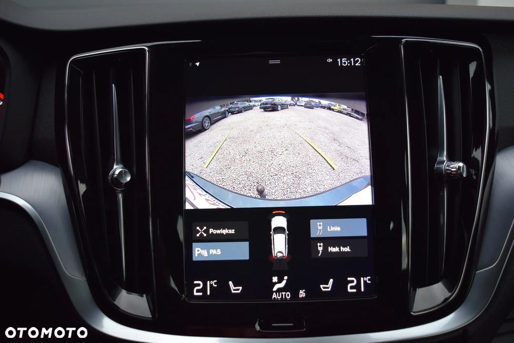 Volvo V60 D3 Geartronic Momentum Pro - 33