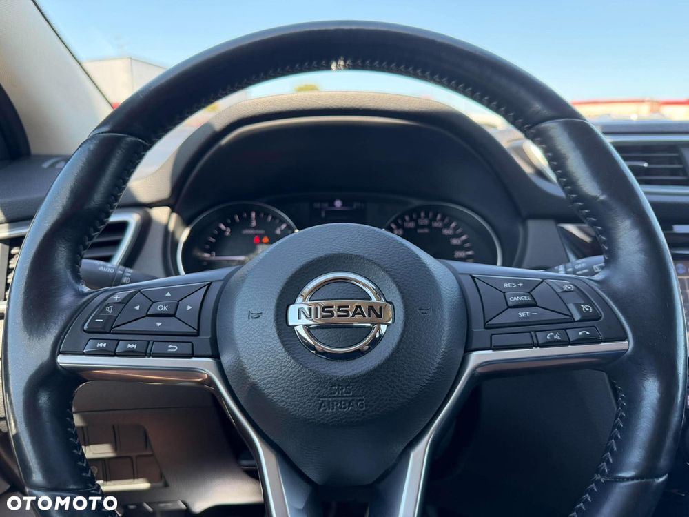 Nissan Qashqai 1.6 dCi Visia S&S - 18