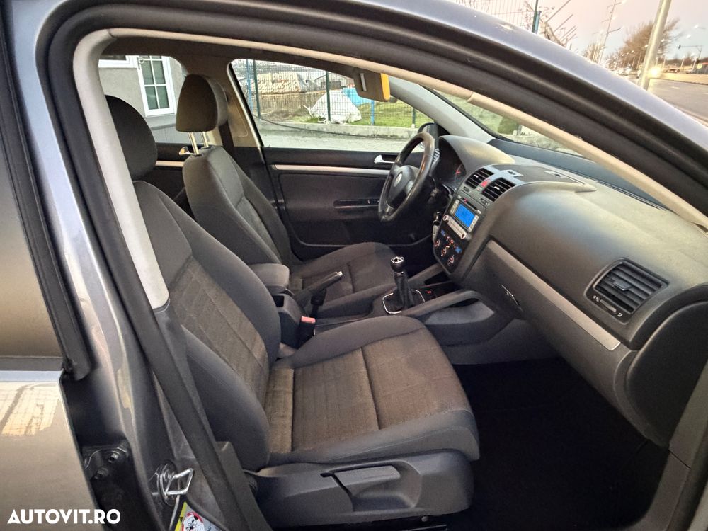 Volkswagen Golf 1.9 TDI DPF Tour - 29