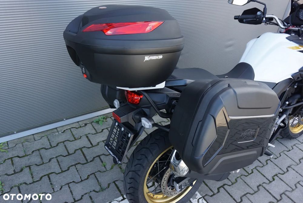 Suzuki V-STROM - 11