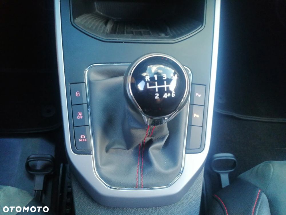 Seat Arona 1.0 TSI FR Black Edition S&S - 15