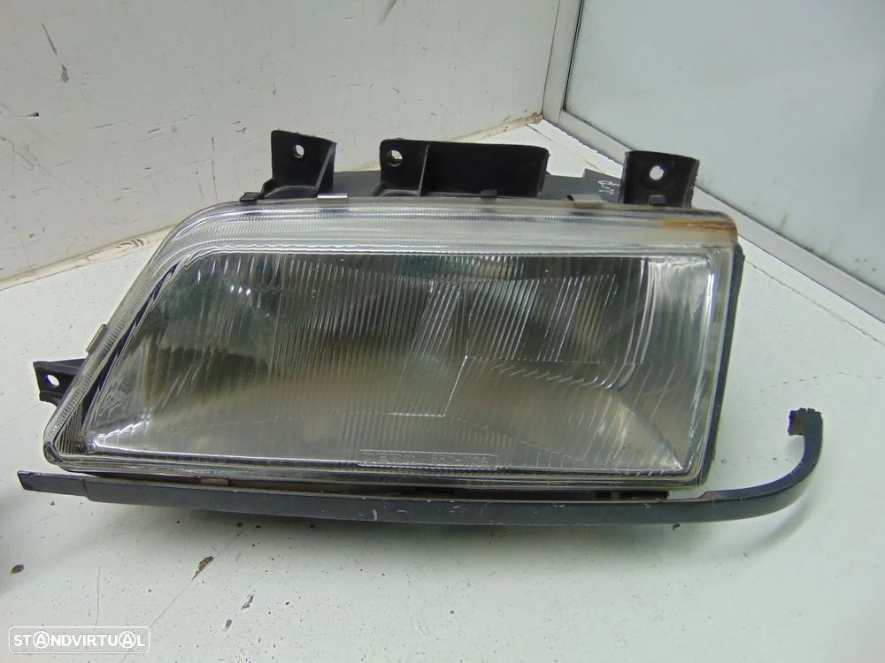 Peugeot 106/405 faróis - 5