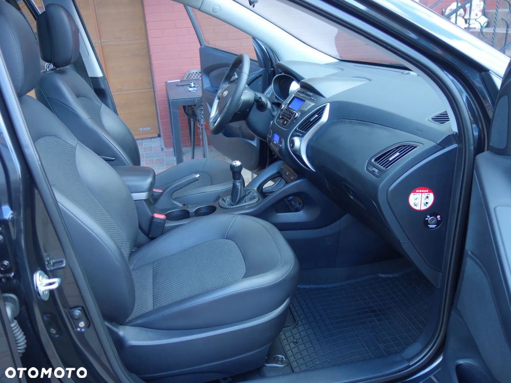 Hyundai ix35 2.0 2WD Style - 18