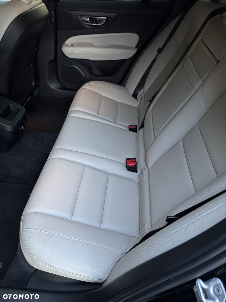 Volvo V60 D4 Geartronic Inscription - 14