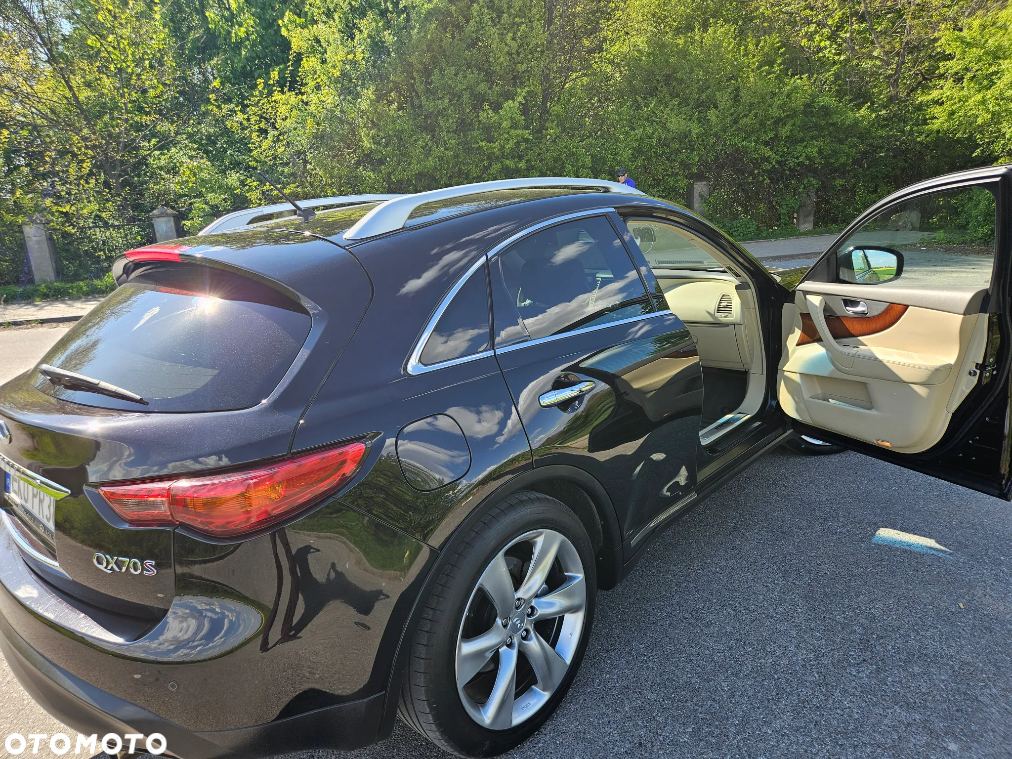 Infiniti QX70 3.0d S Premium - 6