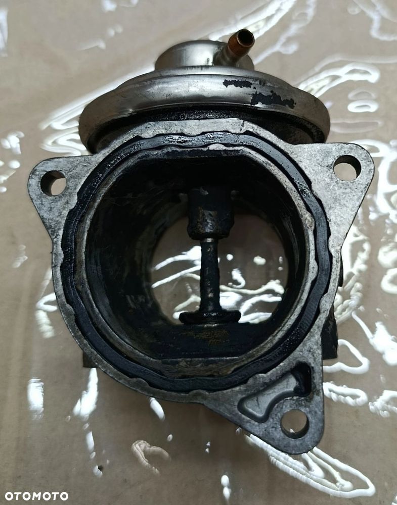 Caliber zawór egr 2,0CRD Dodge - 2