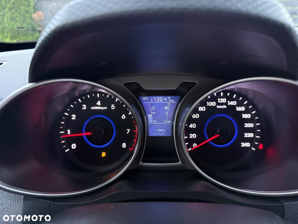 Hyundai Veloster 1.6 Premium - 22