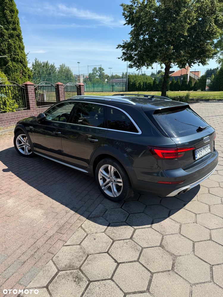 Audi A4 Allroad - 2