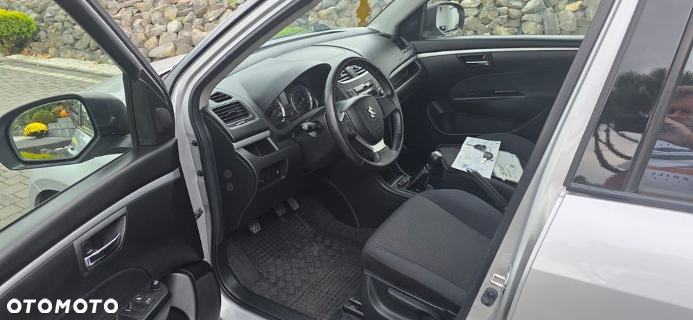 Suzuki Swift - 14