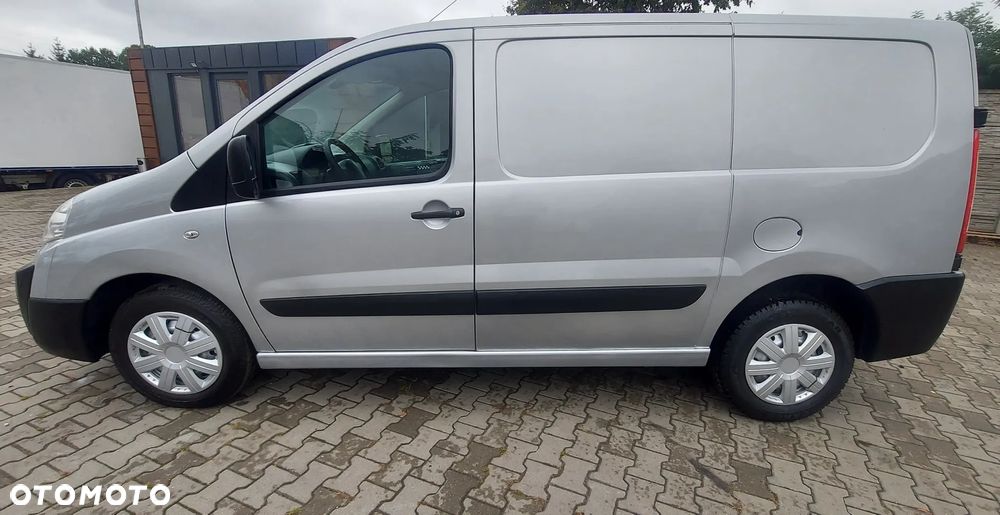 Peugeot Expert - 8