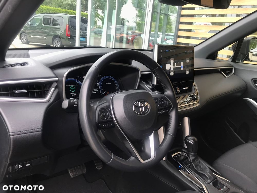Toyota Corolla Cross 2.0 Hybrid Comfort - 14