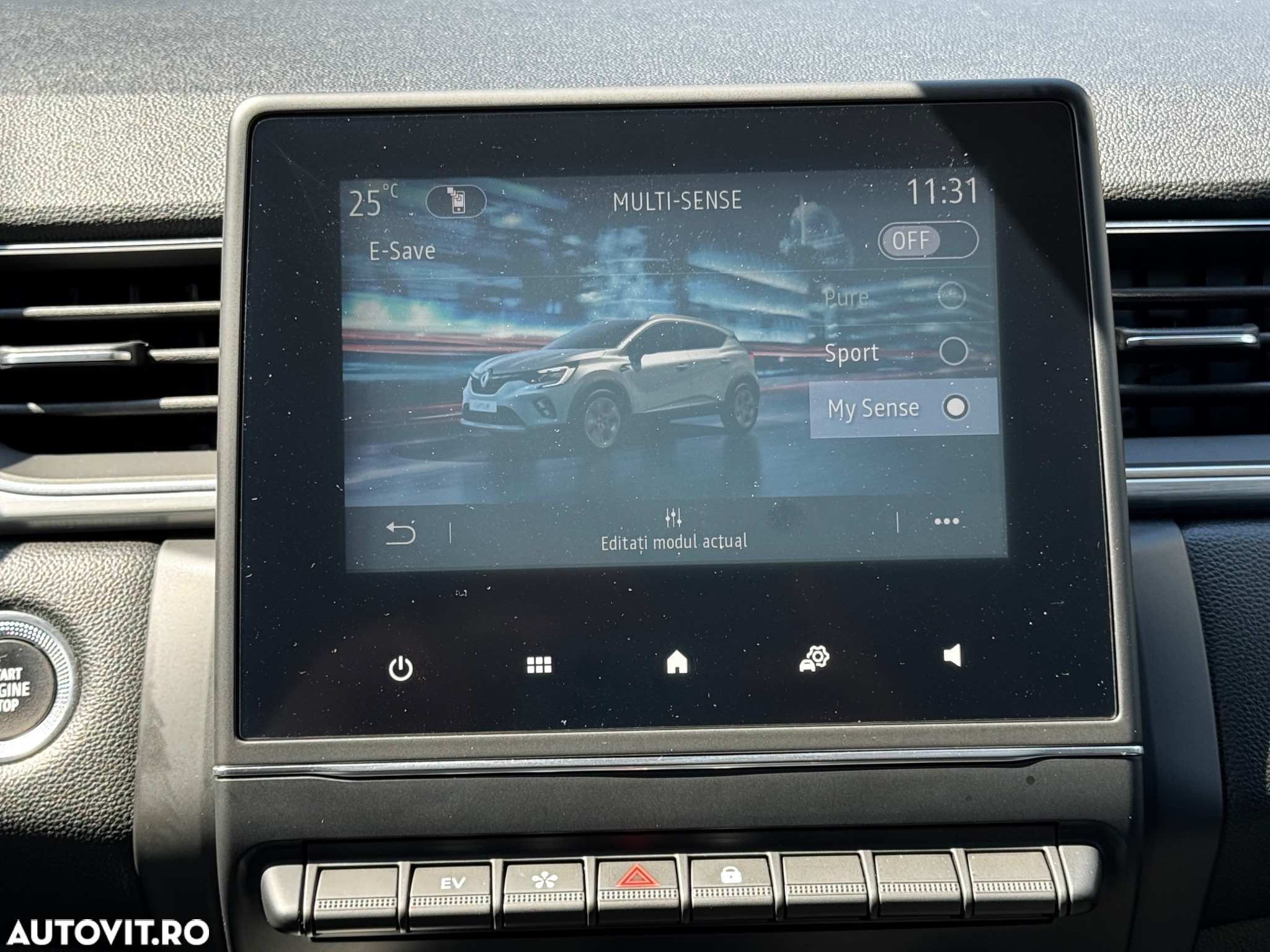 Renault Captur - 27