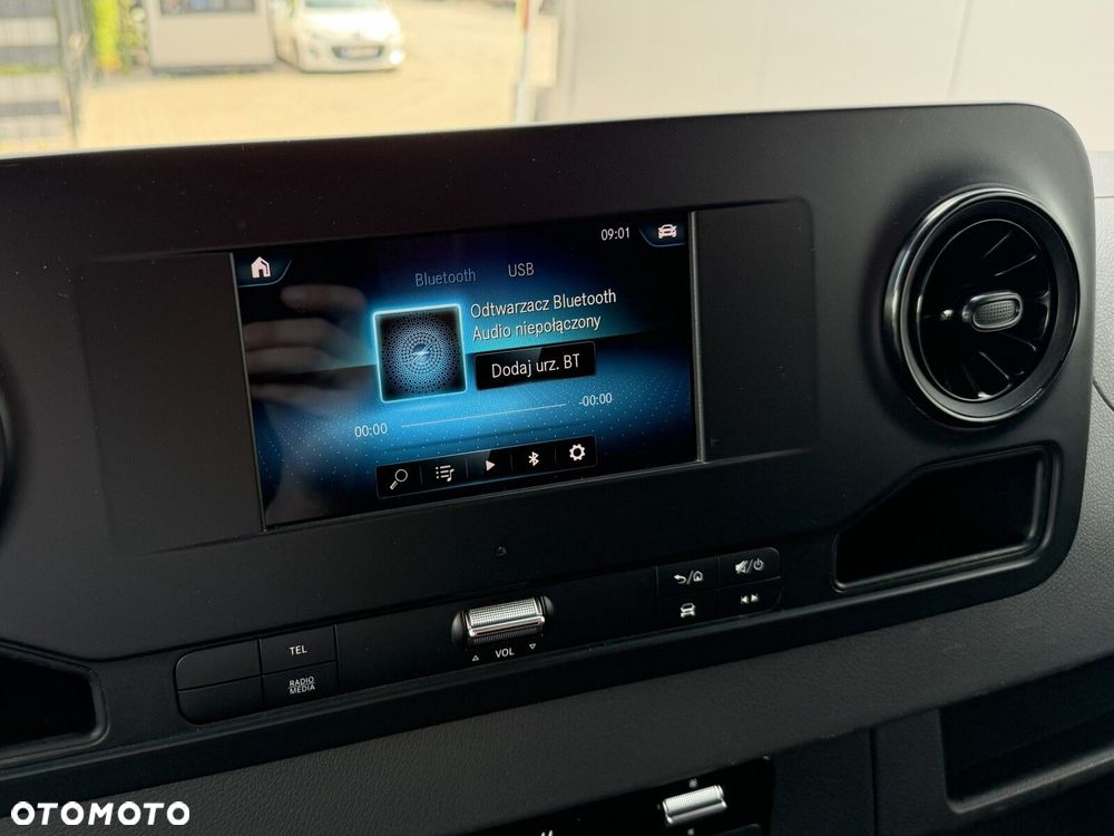 Mercedes-Benz Sprinter - 27