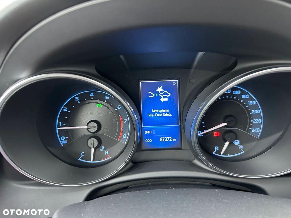 Toyota Auris 1.6 Prestige - 22