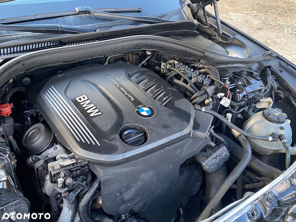 BMW Seria 5 525d M Sport sport - 6