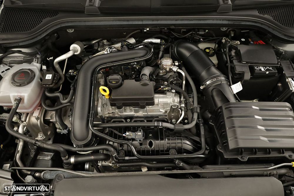 Skoda Kamiq 1.0 TSI Selection DSG - 23