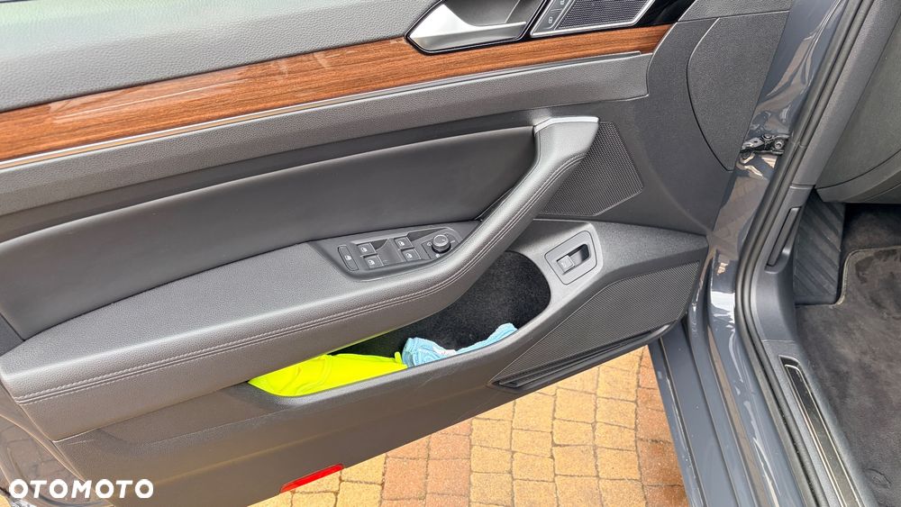 Volkswagen Passat 2.0 TDI SCR DSG Highline - 4