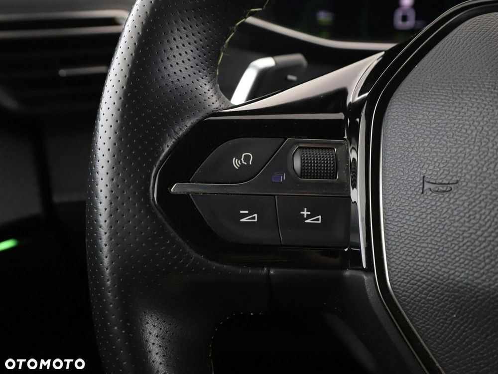 Peugeot 2008 1.2 PureTech GT Line S&S EAT8 - 33
