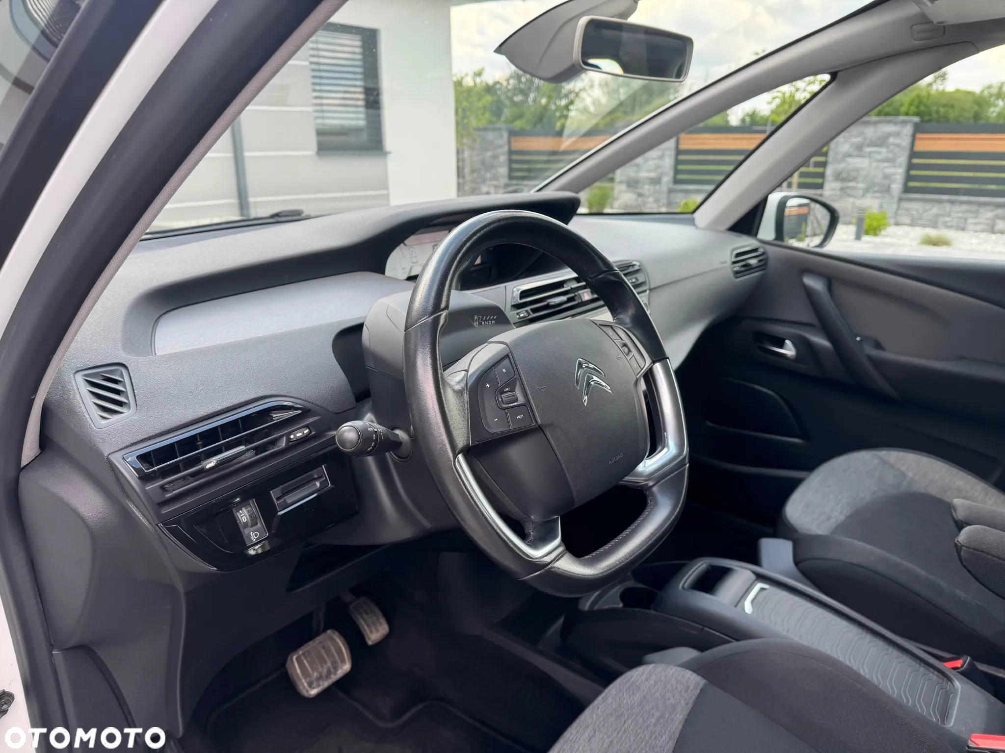 Citroën C4 Picasso 1.6 BlueHDi MoreLife S&S EAT6 - 18