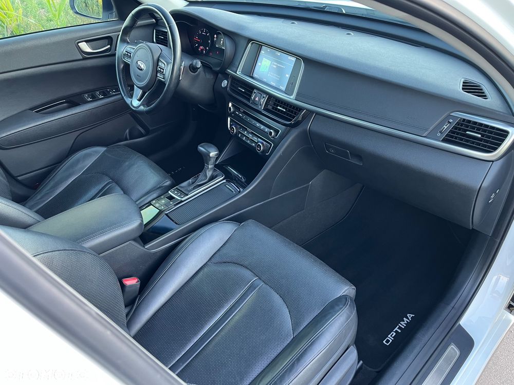 Kia Optima 1.7 CRDI XL DCT - 31