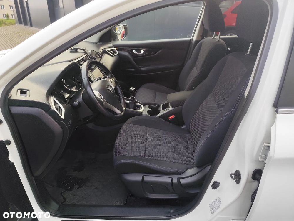 Nissan Qashqai 1.6 DIG-T N-Tec - 9