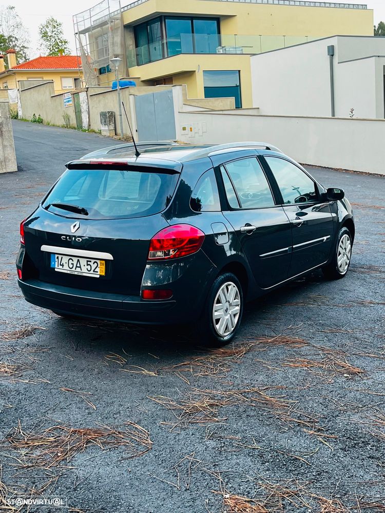 Renault Clio Sport Tourer - 6