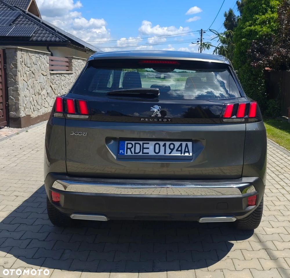 Peugeot 3008 1.2 PureTech Allure S&S - 6