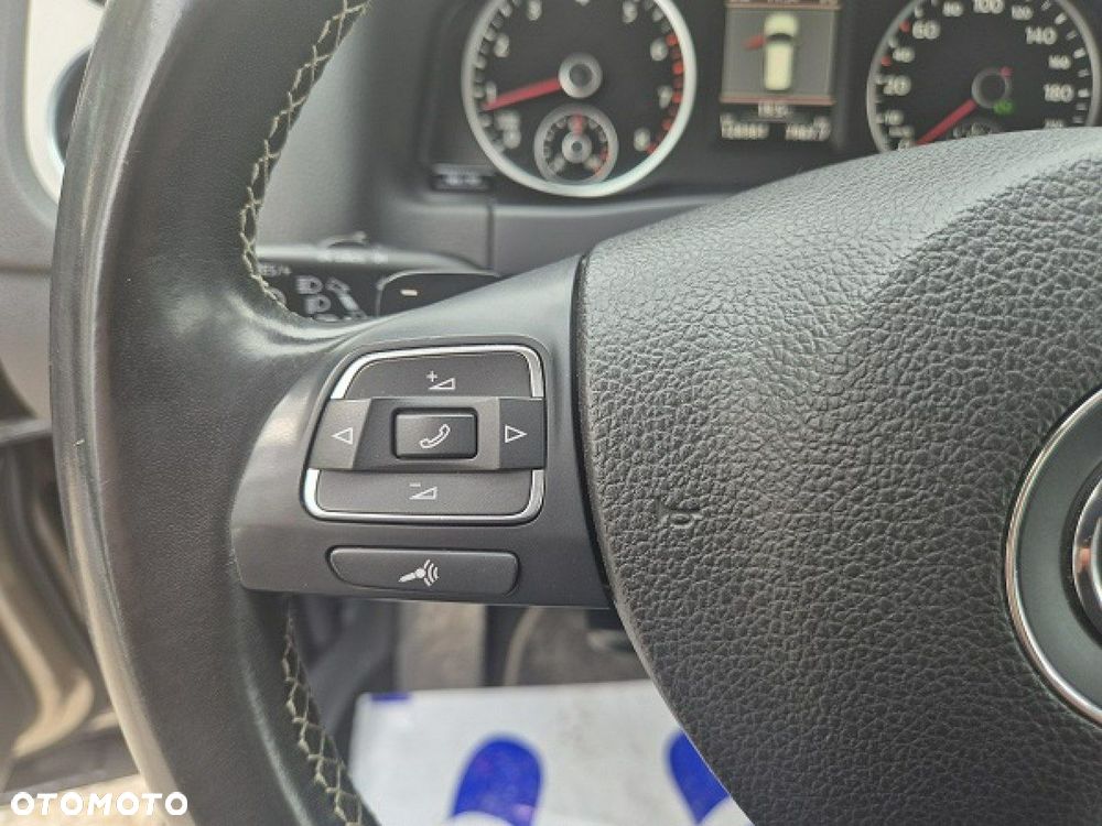Volkswagen Tiguan - 33