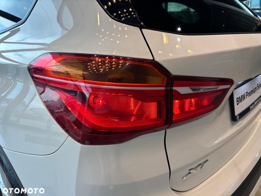 BMW X1 sDrive18i Advantage - 12
