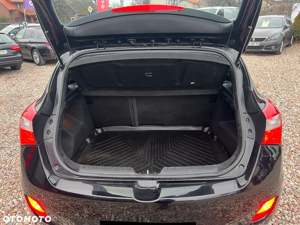 Hyundai i30 1.6 CRDi BlueDrive Comfort - 21