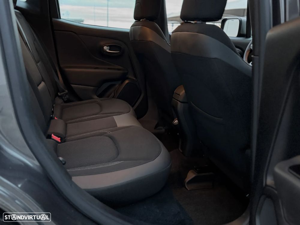 Jeep Renegade 1.0 T-GDI Limited - 46